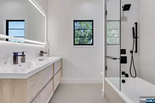 191 Nimitz Rd, Paramus, NJ 07652 - Photo 37