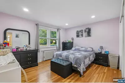 13-38 Hedman Place, Fair Lawn, NJ 07410 - Photo 15