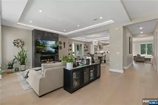 2038 Hoefleys Ln A, Fort Lee, NJ 07024 - Photo 7