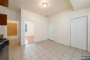 48 Seymour Ave, Newark, NJ 07108 - Photo 9