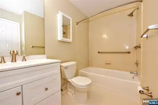 1099 Devon Ct 1099, Mahwah, NJ 07430 - Photo 17