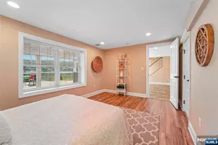 1050 W Pines Lake Dr, Wayne, NJ 07470 - Photo 31