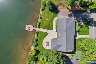 1050 W Pines Lake Dr, Wayne, NJ 07470 - Photo 47