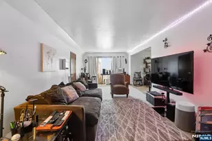 355 Chestnut Ave, South Hackensack Township, NJ 07606 - Photo 15