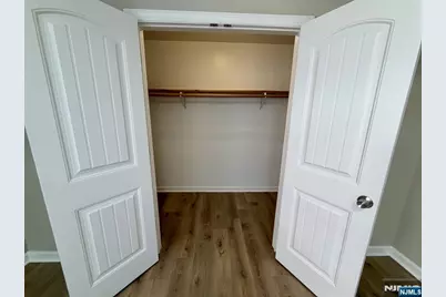 16 E Kinney Street, Newark, NJ 07102 - Photo 21