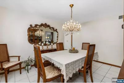 352 Wilson Avenue, Lyndhurst Township, NJ 07071 - Photo 7