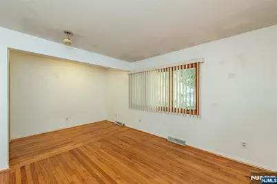 77 E Lake Drive, Wayne, NJ 07470 - Photo 19