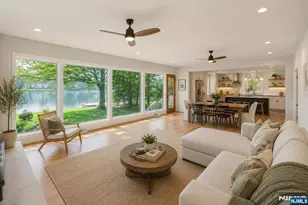 77 E Lake Dr, Wayne, NJ 07470 - Photo 15