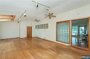 77 E Lake Dr, Wayne, NJ 07470 - Photo 7