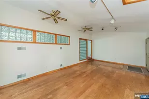 77 E Lake Dr, Wayne, NJ 07470 - Photo 11