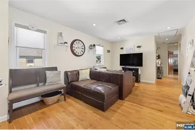 340 Madison Avenue, New Milford, NJ 07646 - Photo 11
