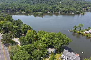 1009 Lakeside Dr, Vernon, NJ 07422 - Photo 35