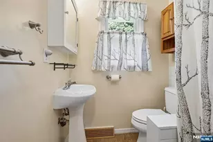 1009 Lakeside Dr, Vernon, NJ 07422 - Photo 23