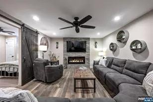 20 Masterson Ct, Waldwick, NJ 07463 - Photo 23