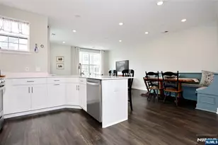54 Harvest Way 605X, Little Falls Township, NJ 07424 - Photo 9