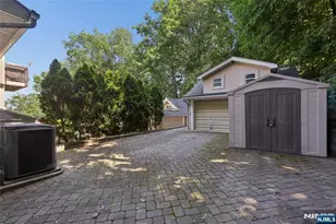 105 Kossuth St, Wallington, NJ 07057 - Photo 27