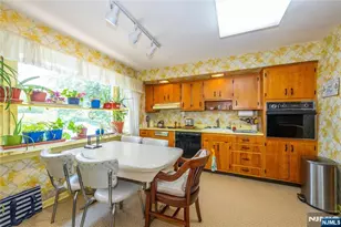 5 Brookwood Dr, West Caldwell, NJ 07006 - Photo 9
