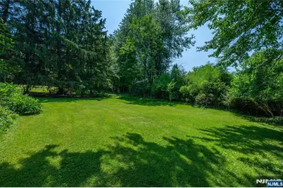 5 Brookwood Drive, West Caldwell, NJ 07006 - Photo 29