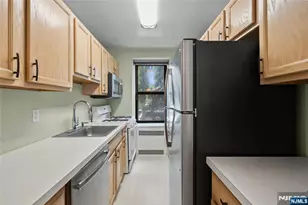 100 Prospect Ave 1O, Hackensack, NJ 07601 - Photo 13