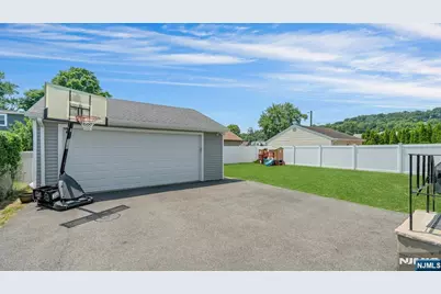 59 Mitchell Avenue, Totowa, NJ 07512 - Photo 29