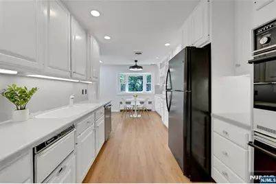 117 Yantacaw Brook Road, Montclair, NJ 07043 - Photo 7