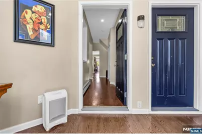 82 Elizabeth Avenue, Elmwood Park, NJ 07407 - Photo 9