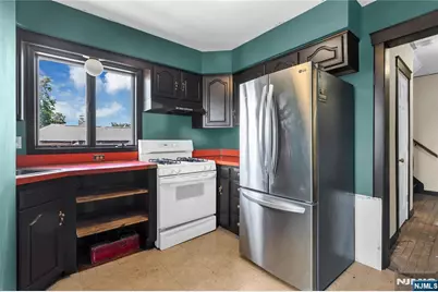 82 Elizabeth Avenue, Elmwood Park, NJ 07407 - Photo 27