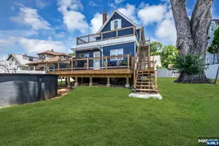 82 Elizabeth Ave, Elmwood Park, NJ 07407 - Photo 33