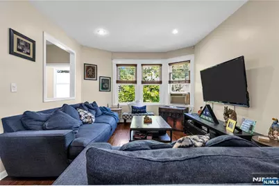 82 Elizabeth Avenue, Elmwood Park, NJ 07407 - Photo 11