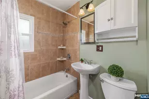 57 Meakin Ave, Rochelle Park Township, NJ 07662 - Photo 19