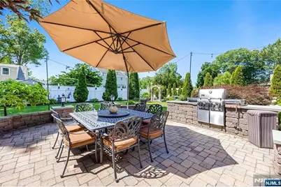 8 Ferndale Place, Pequannock Township, NJ 07444 - Photo 41