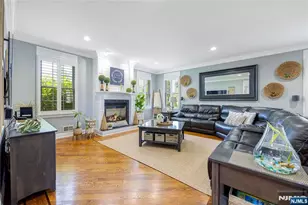 8 Ferndale Pl, Pequannock Township, NJ 07444 - Photo 9