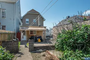 1029 19th St, Paterson, NJ 07501 - Photo 17
