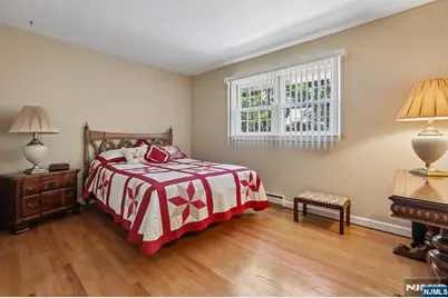 270 Midwood Road, Paramus, NJ 07652 - Photo 9