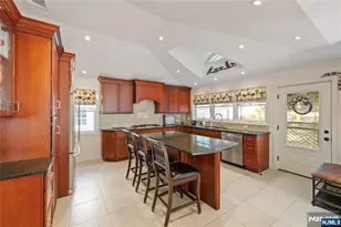 99 Lynwood Rd, Verona, NJ 07044 - Photo 11