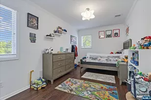 33-21 Southern Dr, Fair Lawn, NJ 07410 - Photo 15