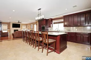 39 Burton Ave, Hasbrouck Heights, NJ 07604 - Photo 15