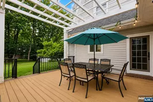 431 Maitland Ave, Teaneck Township, NJ 07666 - Photo 3