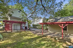 120 Johnson Ave, Bergenfield, NJ 07621 - Photo 27