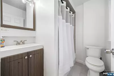 120 Johnson Avenue, Bergenfield, NJ 07621 - Photo 21