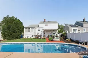 10 Truman Rd, North Arlington, NJ 07031 - Photo 33