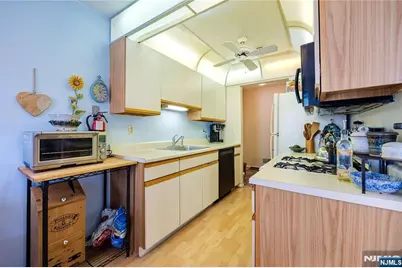 45 Colonial Village Drive 45 #45, Hillsdale, NJ 07642 - Photo 13