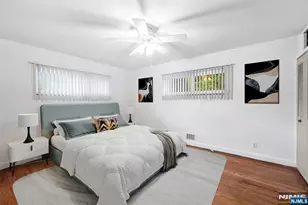 574 Chestnut St, Washington Township, NJ 07676 - Photo 13