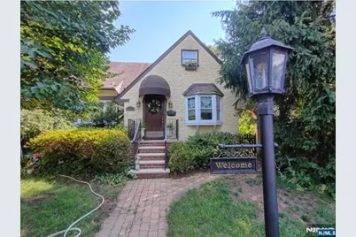 216 N Ross Place, Ho Ho Kus, NJ 07423 - Photo 1