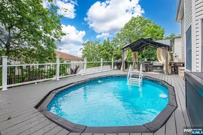 56 Garden, Woodland Park, NJ 07424 - Photo 47
