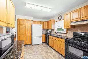 23 Inman Pl, North Arlington, NJ 07031 - Photo 7