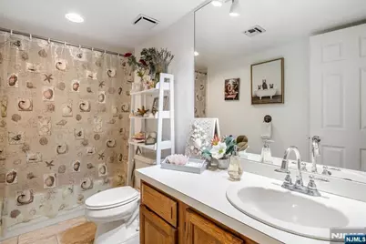 48 Quartz Lane, Paterson, NJ 07501 - Photo 17