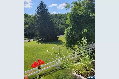 48 Quartz Lane, Paterson, NJ 07501 - Photo 25
