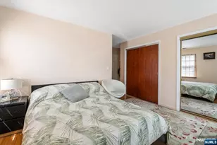 48 Quartz Ln, Paterson, NJ 07501 - Photo 11