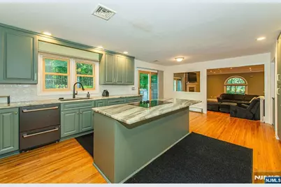 52 Tower Hill Lane, Kinnelon, NJ 07405 - Photo 13